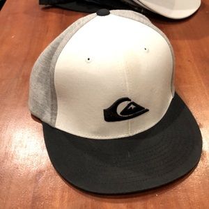 Quicksilver Flexfit Hat